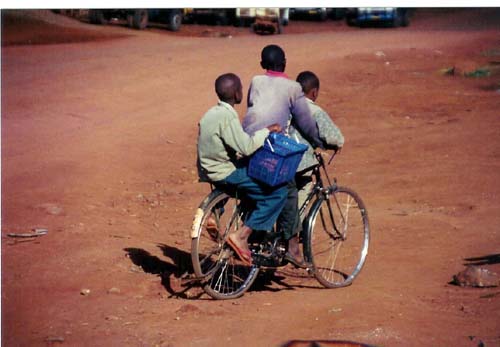 Tanzania - 3 kids bike