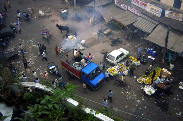 Delhi - 1 burnin da trash