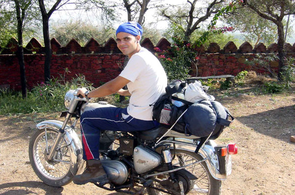 MBike Trip - Ronaldo on bike