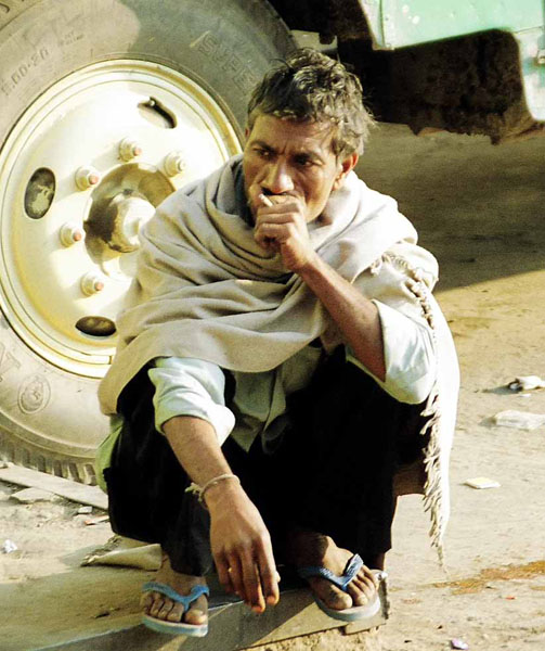 Ranakpur - beedi smoker