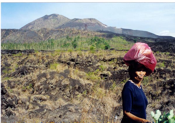 Bali - bag on head