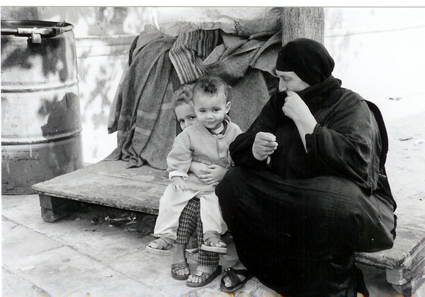 Coptic - Berka with 2 kids BW