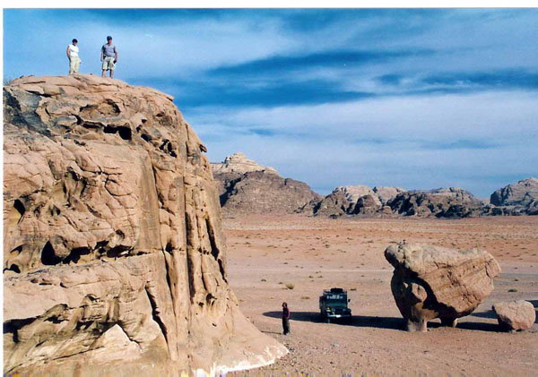 Wadi Rum - big rock little rock