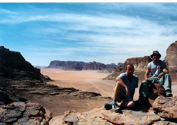 Wadi Rum - crash and karl