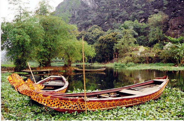 Hanoi - dugout